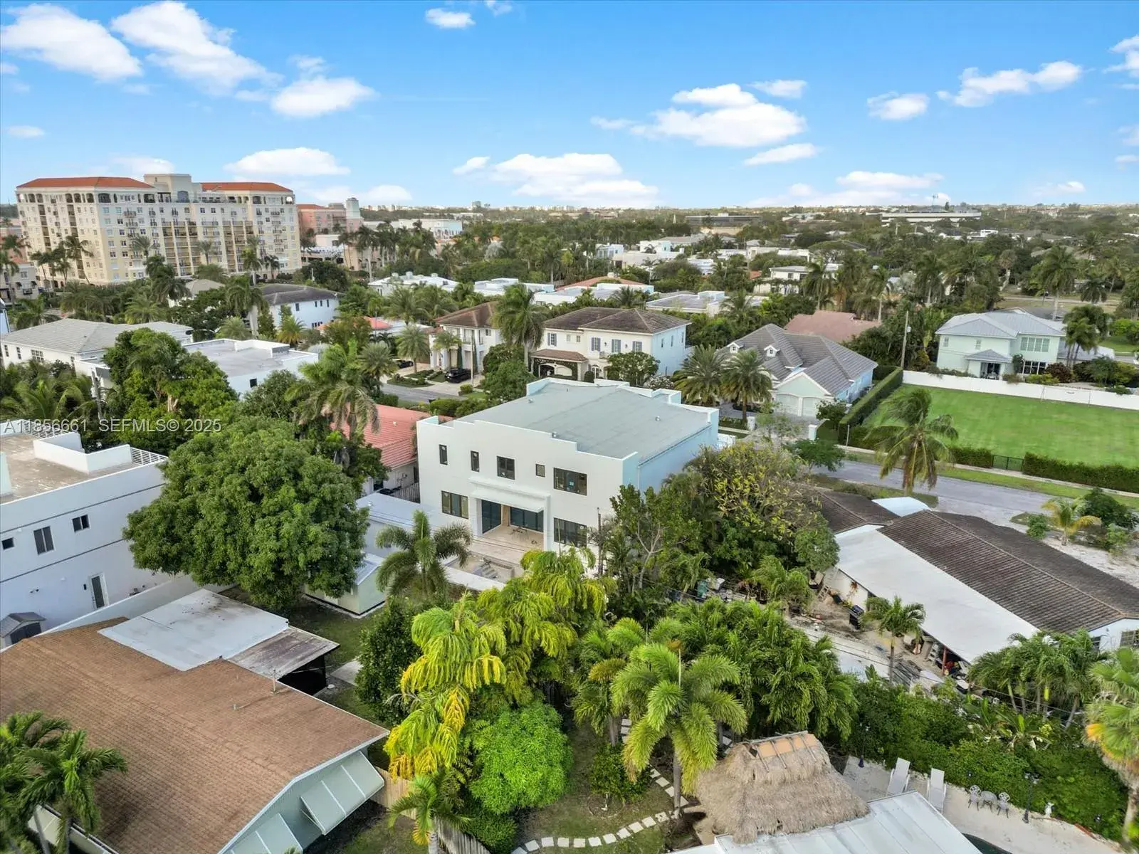 274 NE 3rd Ct, Boca Raton FL 33432