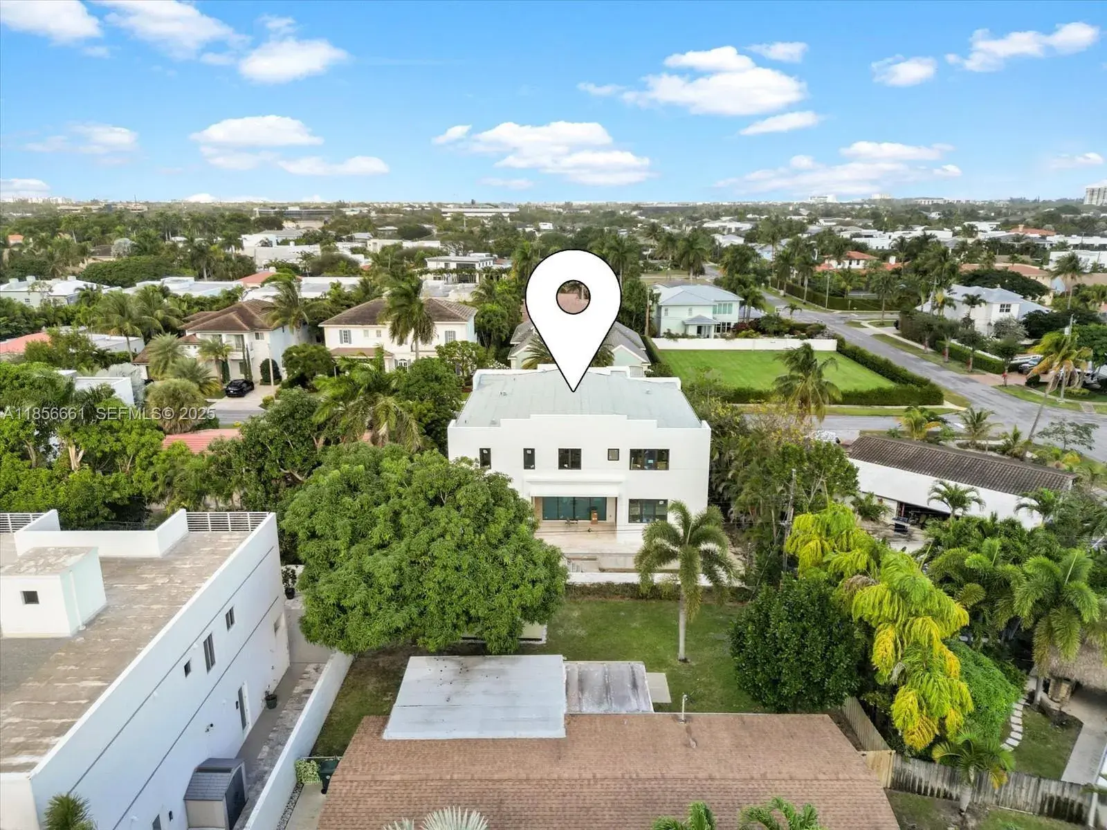 274 NE 3rd Ct, Boca Raton FL 33432