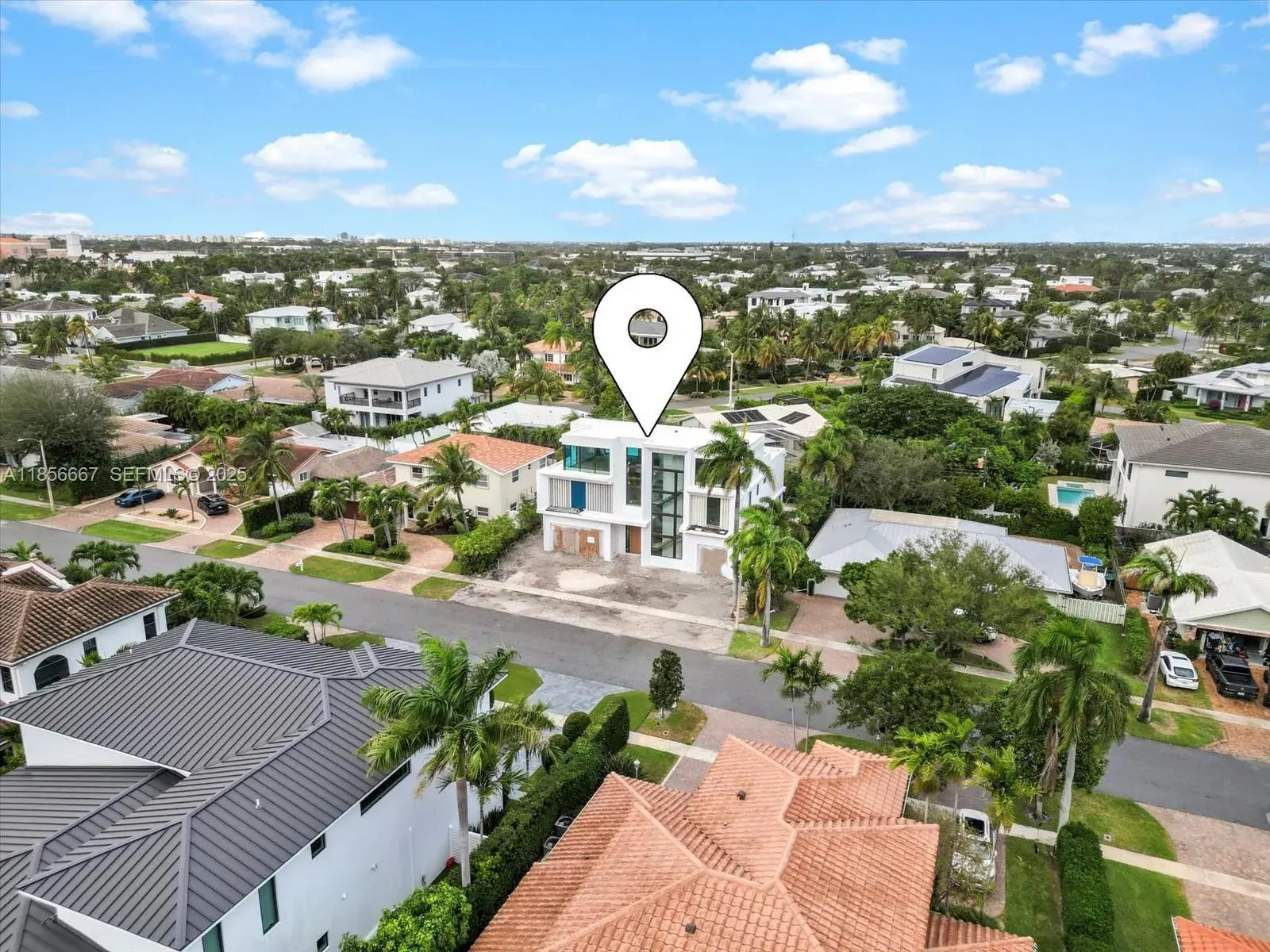 365 NE 3rd St, Boca Raton FL 33432