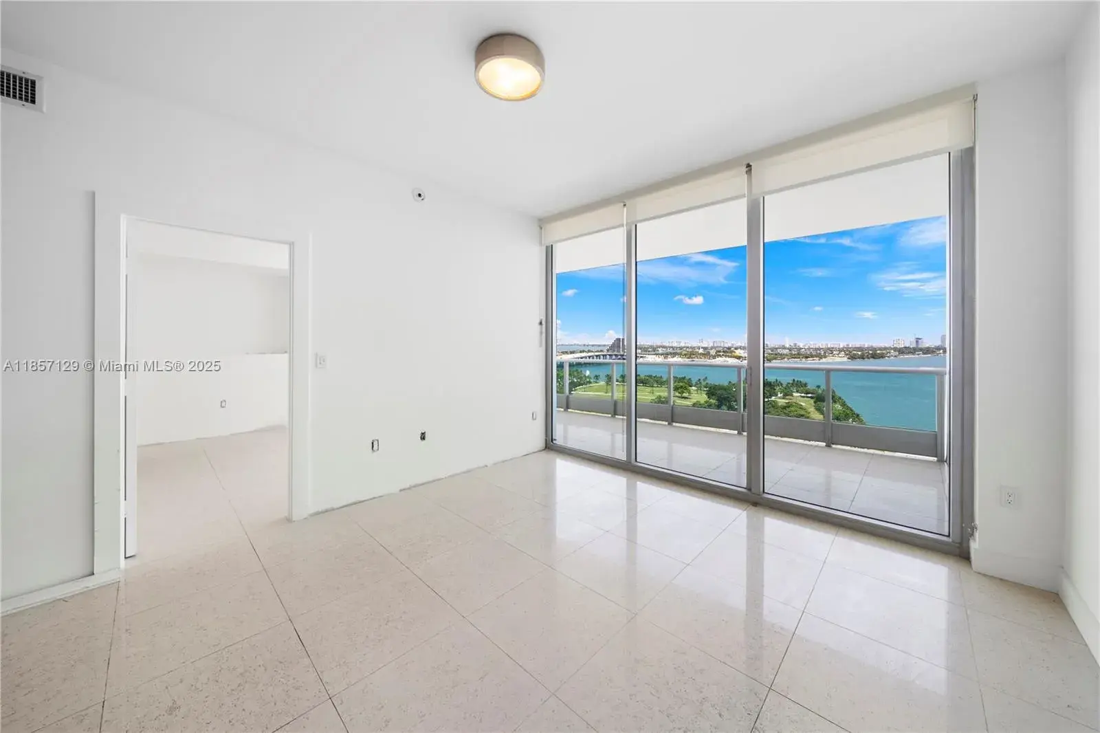 900 Biscayne Blvd # 1907, Miami FL 33132