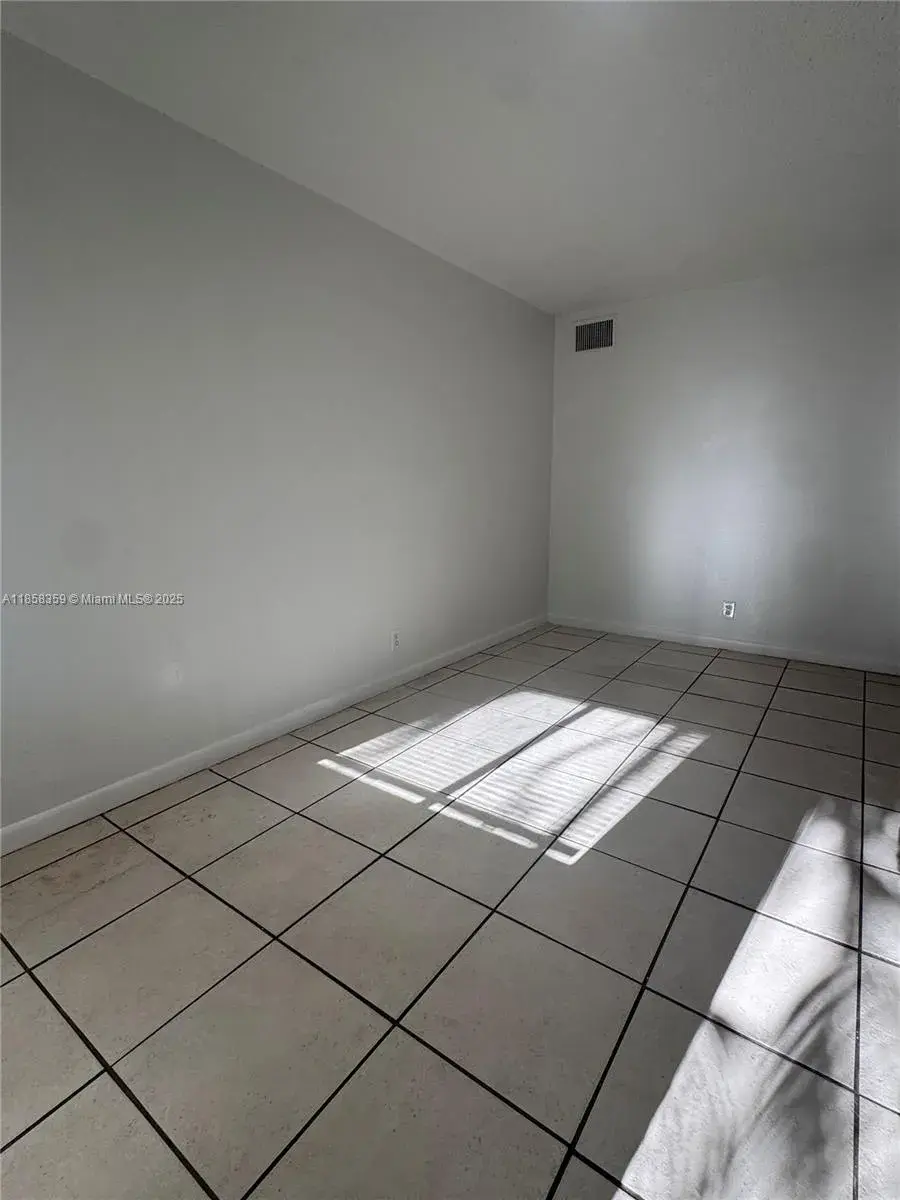 2331 Adams St # 7, Hollywood FL 33020