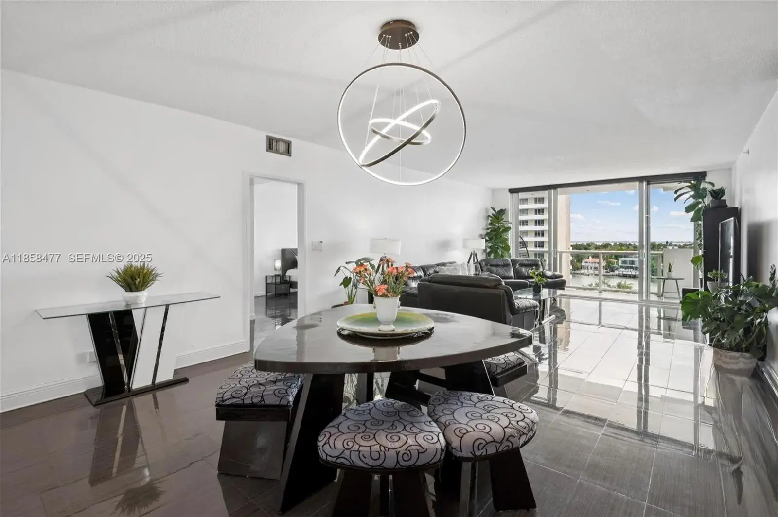 5601 Collins Ave # 820, Miami Beach FL 33140