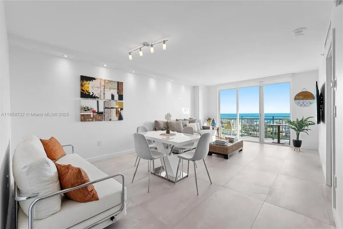 90 Alton Rd # 2505, Miami Beach FL 33139