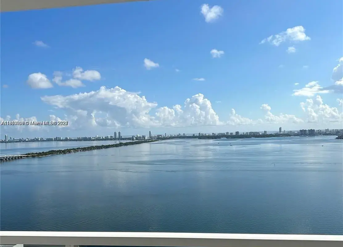 600 NE 27th St # 3003, Miami FL 33137