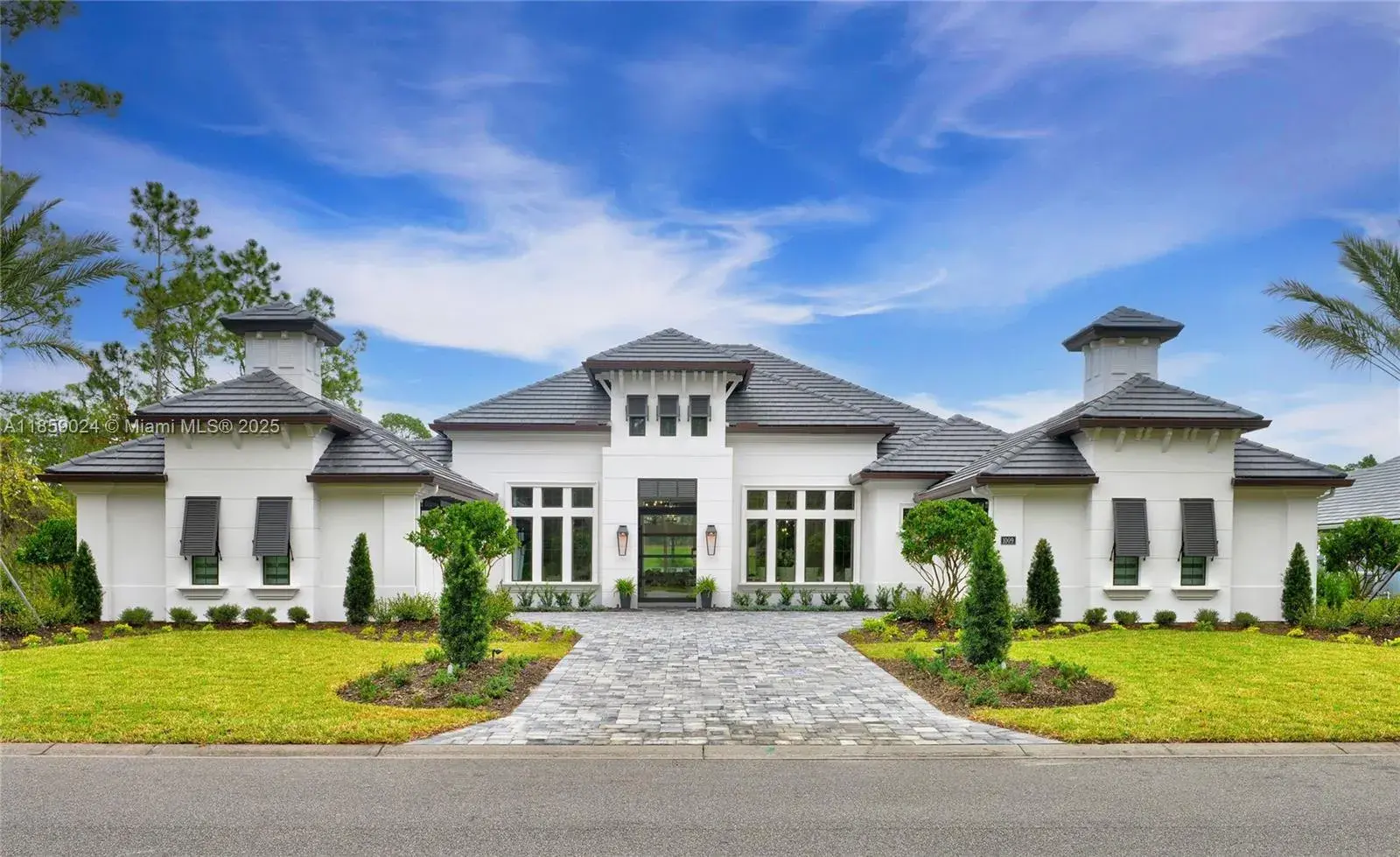 4 bedroom 4 bath Residential for sale at 1009 Sudbury Lane, Ormond Beach FL 32174