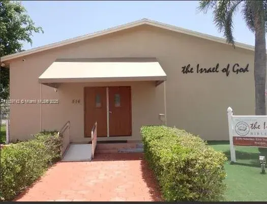 Commercial Sale for sale at 516 NW 4th Ave, Hallandale Beach FL 33009
