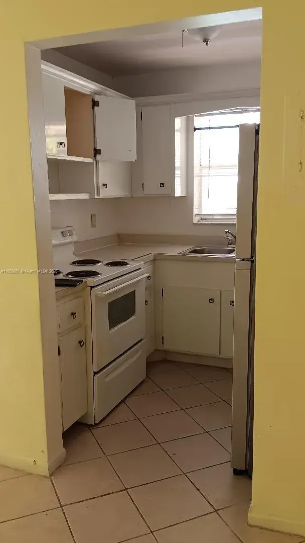 1826 Cleveland St # 8, Hollywood FL 33020