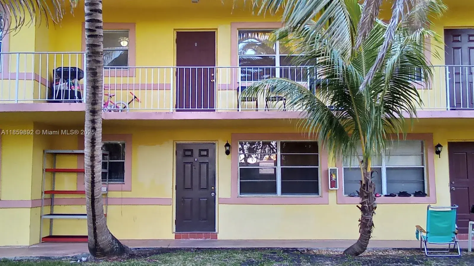1 bedroom 1 bath Residential Lease for rent at 1826 Cleveland St # 6, Hollywood FL 33020