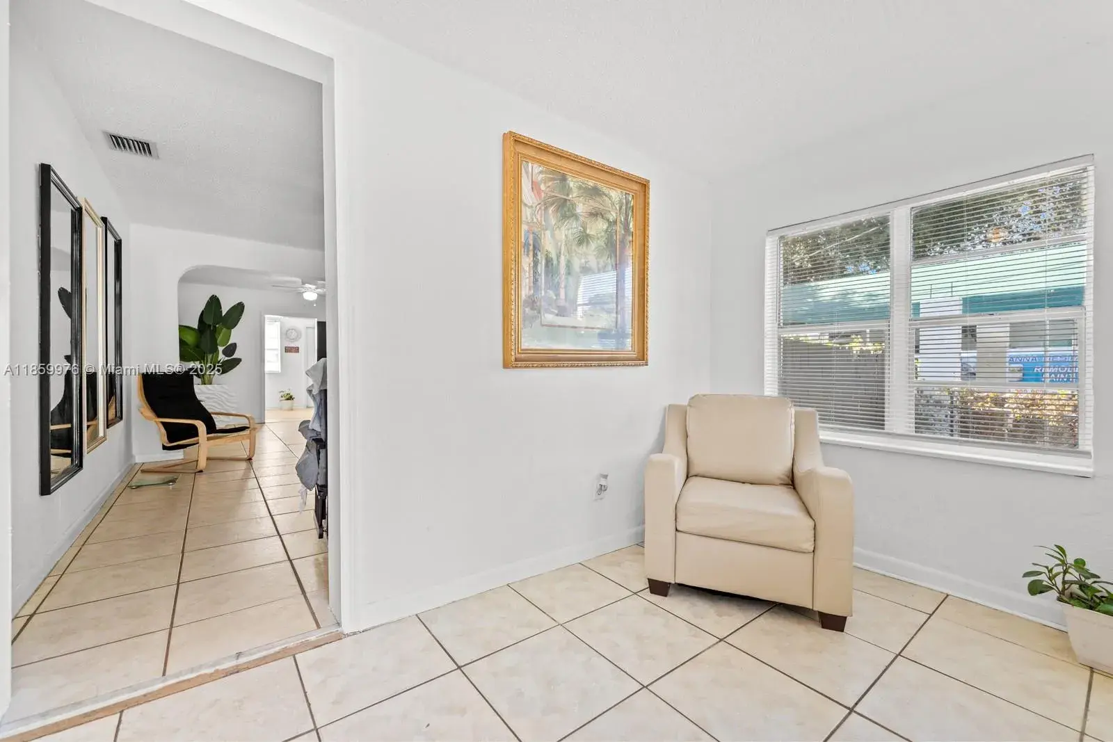 1304 NW 43rd St, Miami FL 33142 photo 5