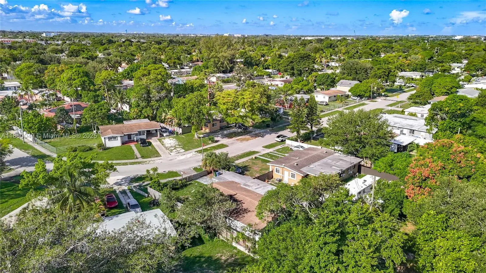921 NW 14th St, Fort Lauderdale FL 33311