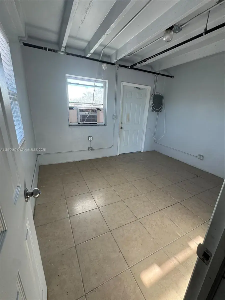 354 Rardin Ave # 1, Pahokee FL 33476