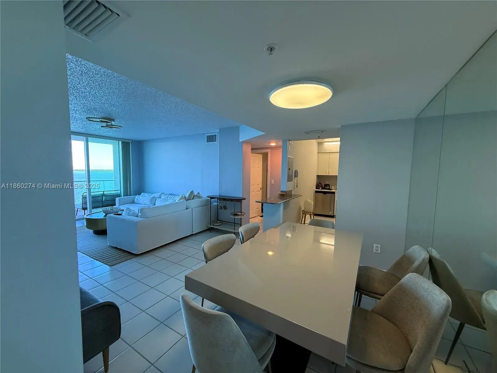 800 Claughton Island Dr # 703, Miami FL 33131