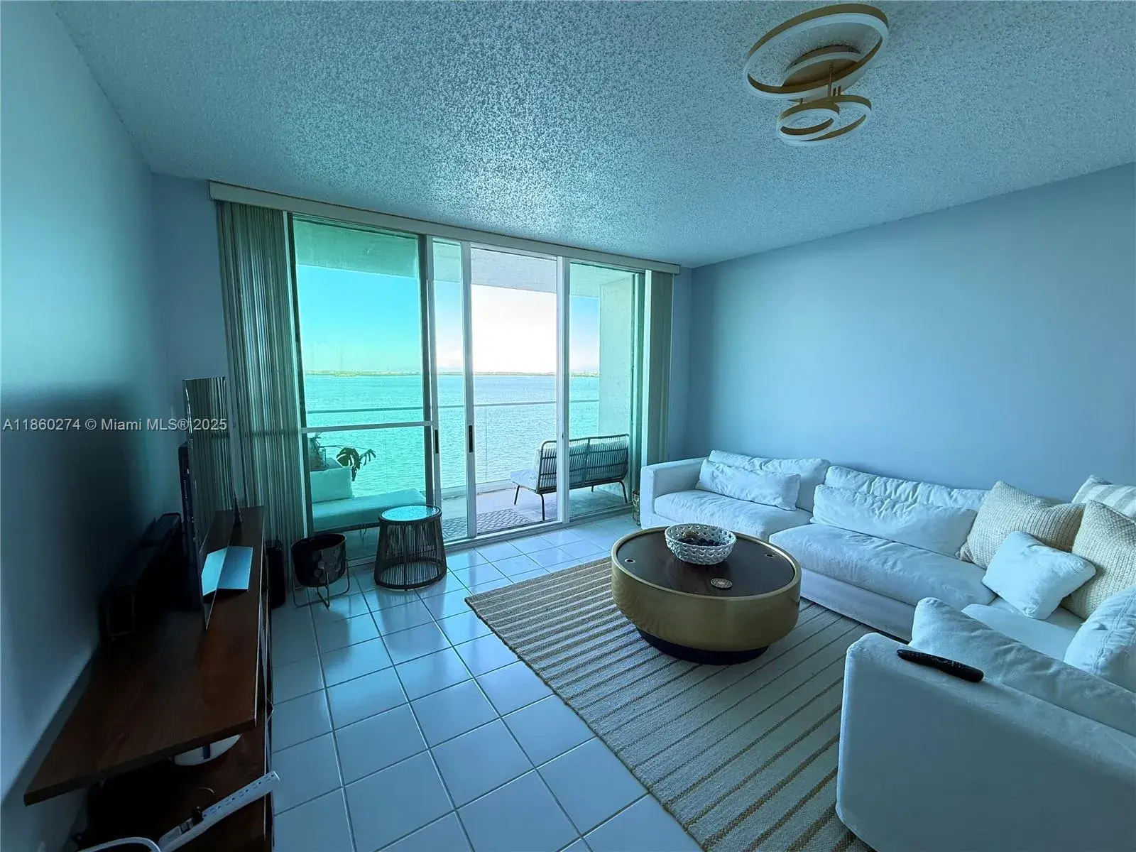 800 Claughton Island Dr # 703, Miami FL 33131