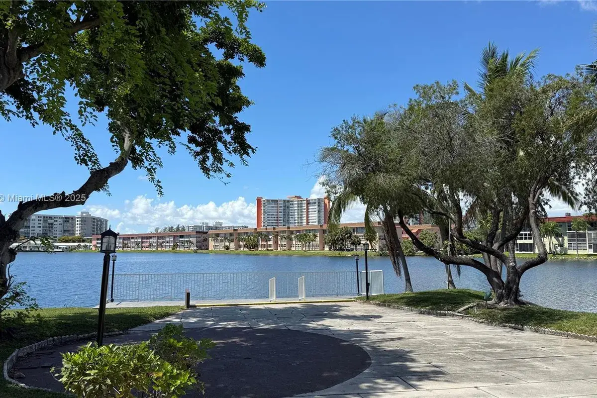 19001 NE 14th Ave # 145, Miami FL 33179