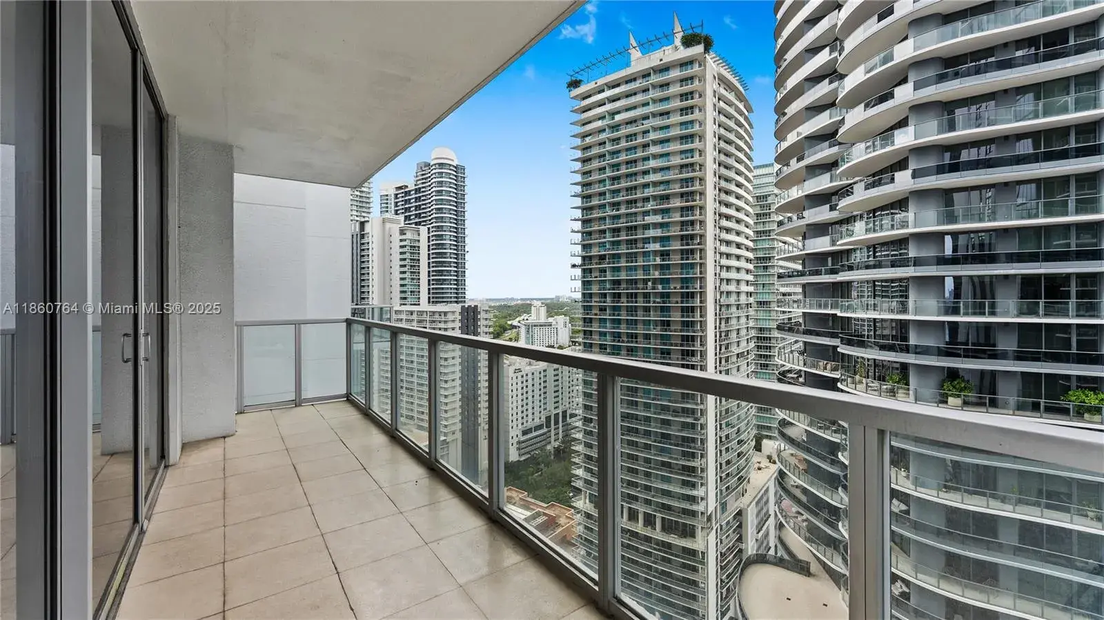 2 bedroom 2 bath Residential for sale at 1050 Brickell Ave # 2620, Miami FL 33131