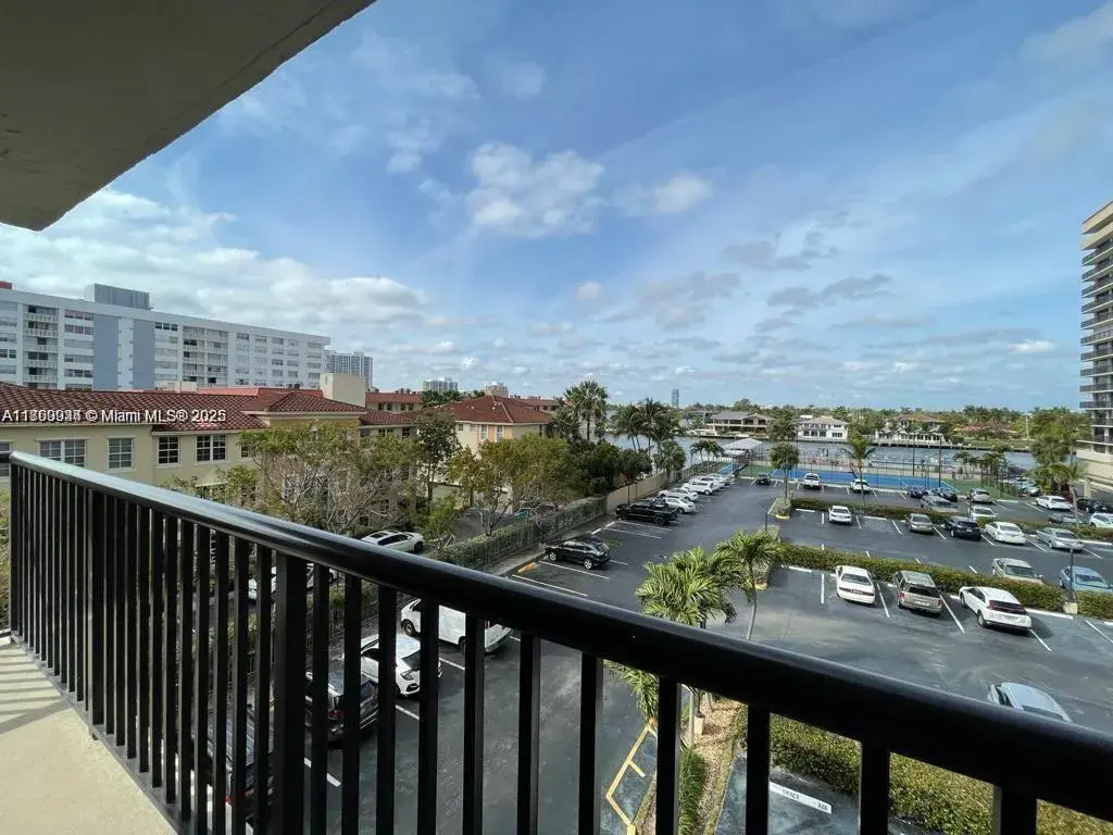2049 S Ocean Dr # 401, Hallandale Beach FL 33009