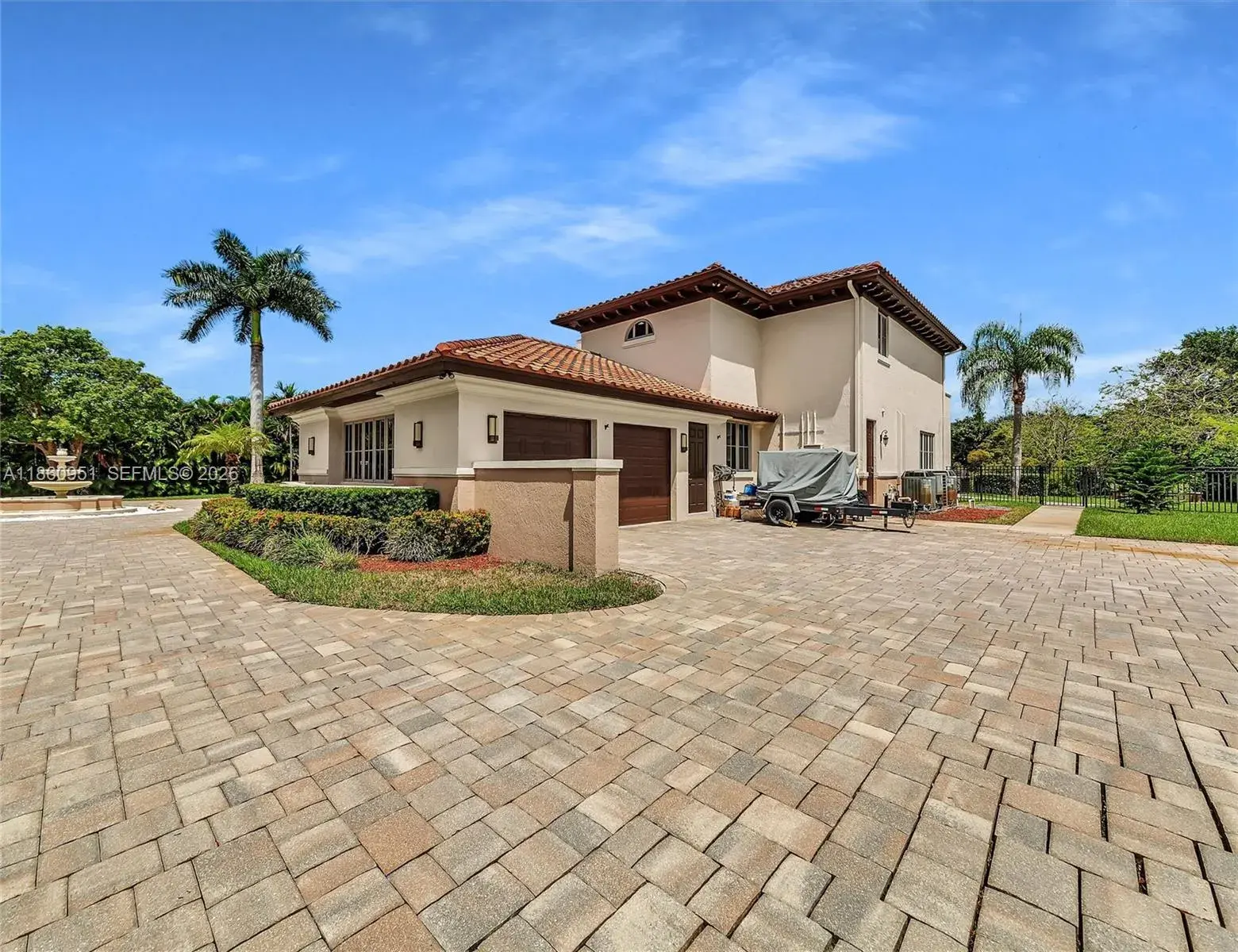5 bedroom 4 bath Residential for sale at 13425 SW 37th Pl, Davie FL 33330