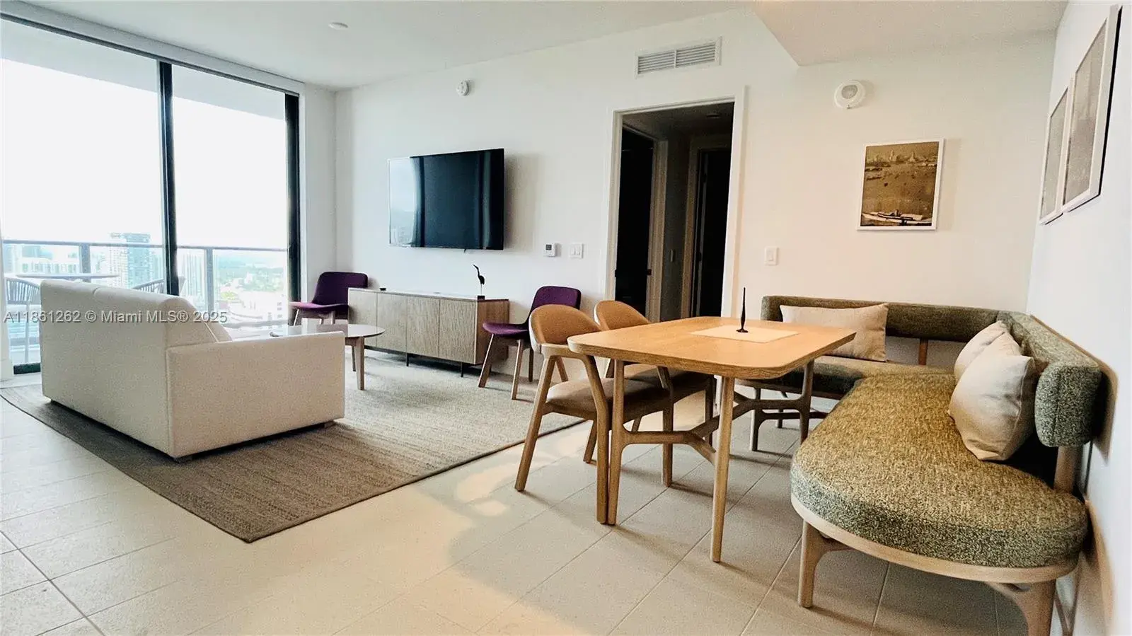 2 bedroom 2 bath Residential for sale at 159 NE 6th St # 4605, Miami FL 33132