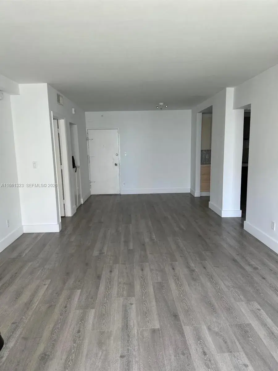 5600 Collins Ave # 11W, Miami Beach FL 33140