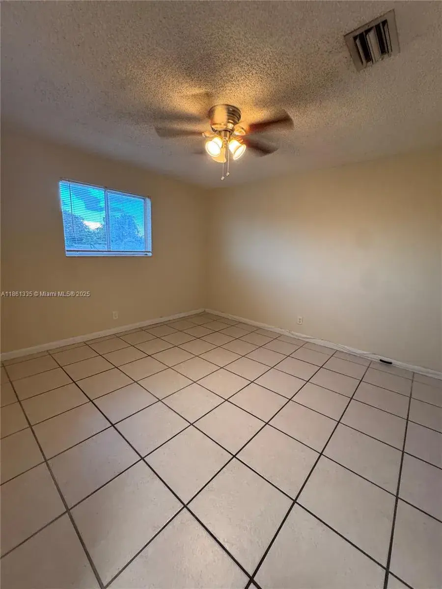 2331 Adams St # 12, Hollywood FL 33020