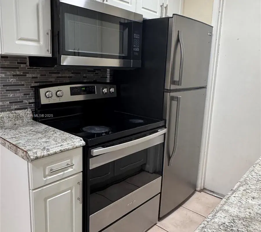 2331 Adams St # 12, Hollywood FL 33020