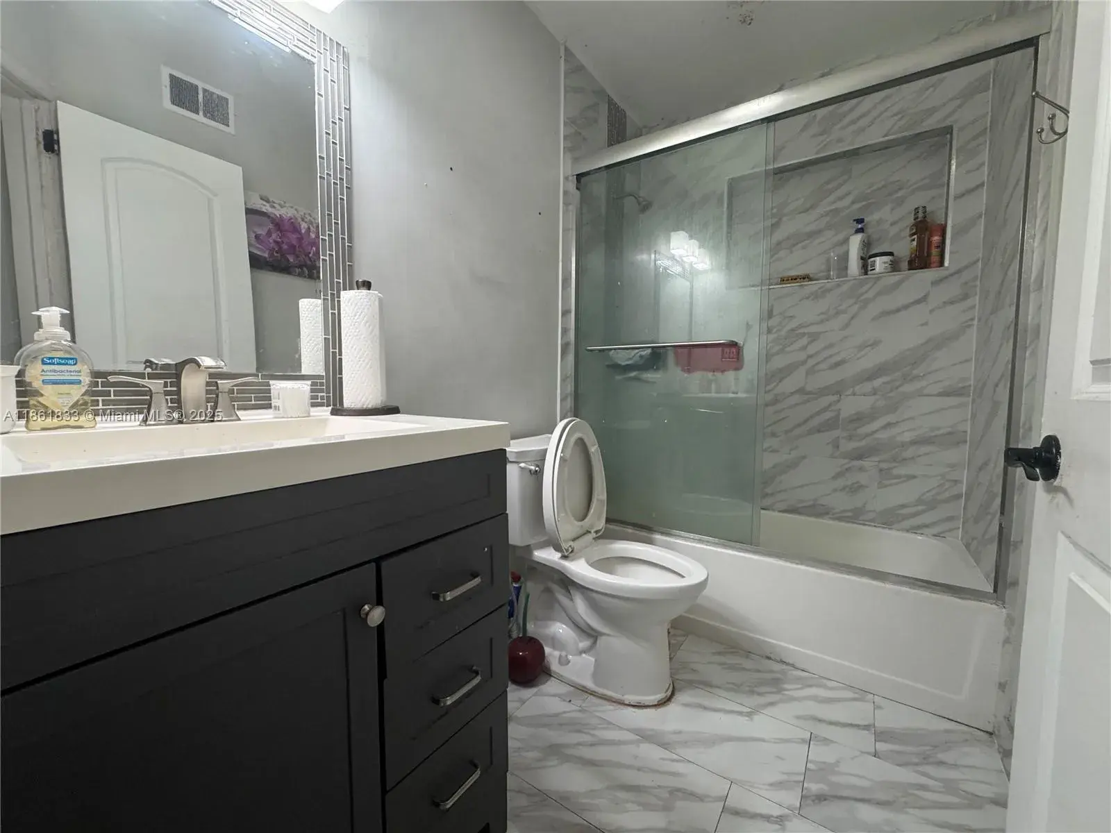 3 bedroom 2 bath Residential for sale at 3525 SW 15th Ct, Fort Lauderdale FL 33312