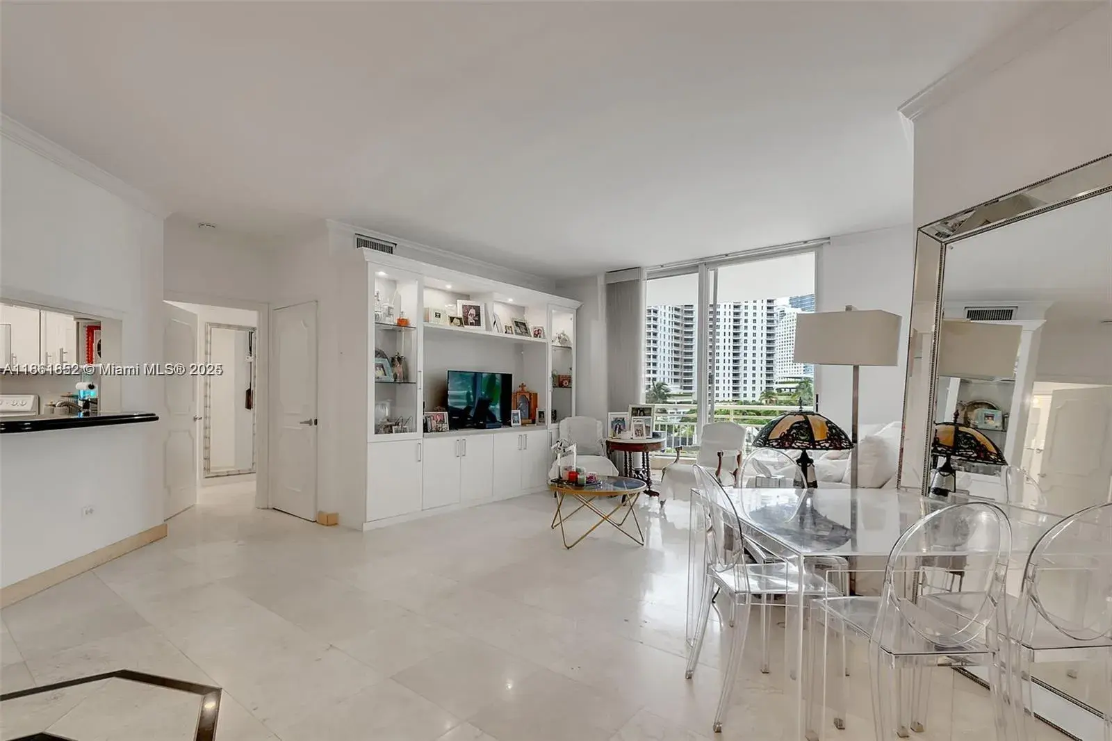 2 bedroom 2 bath Residential for sale at 888 Brickell Key Dr # 500, Miami FL 33131