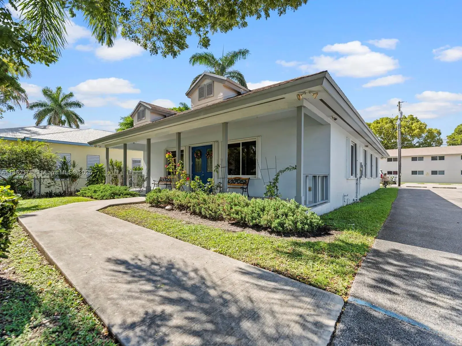 Commercial Sale for sale at 45 NW 4th St, Homestead FL 33030