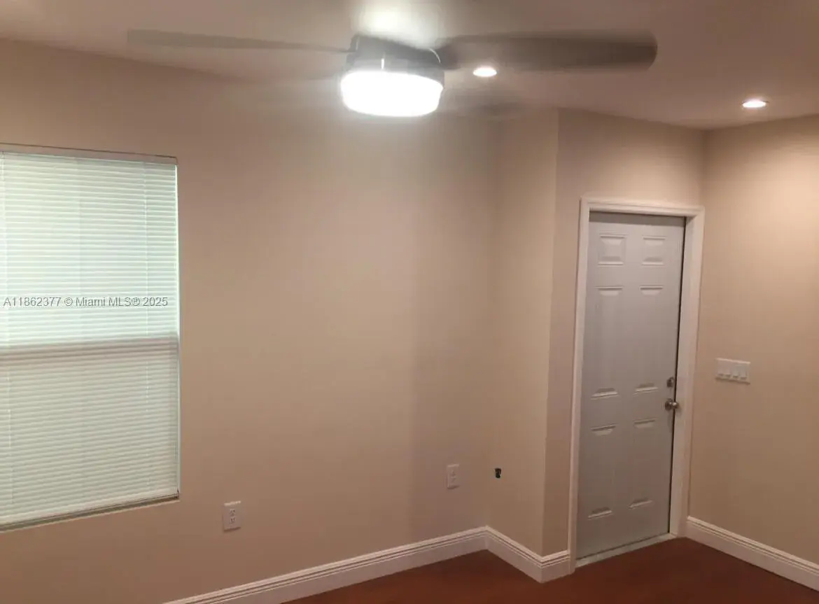 1309 SE 1st St # 1, Fort Lauderdale FL 33301