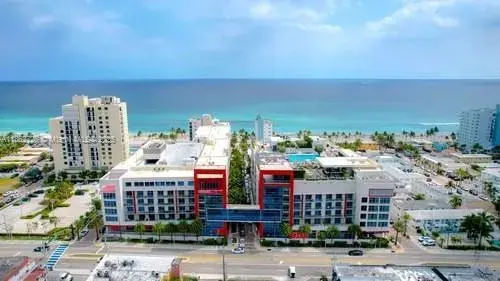 1 bedroom 1 bath Residential for sale at 777 N Ocean Dr # S216, Hollywood FL 33019