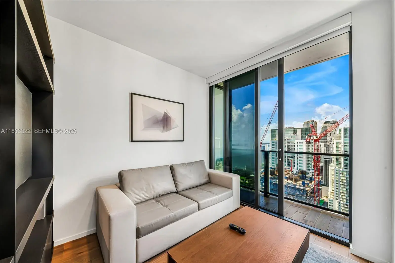398 NE 5 # 4416, Miami FL 33132