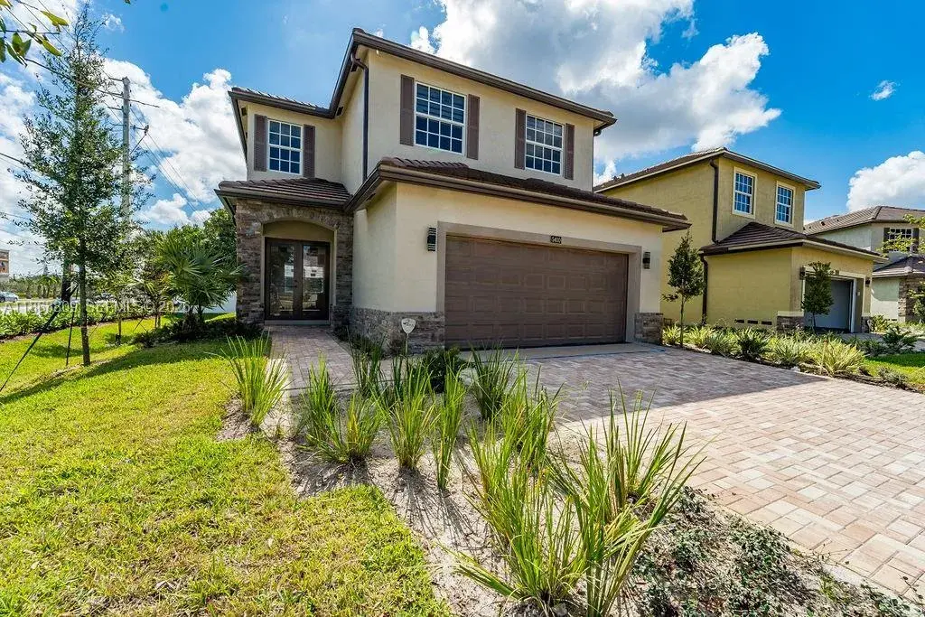 4 bedroom 2 bath Residential for sale at 5400 NW 57th Ct, Tamarac FL 33319