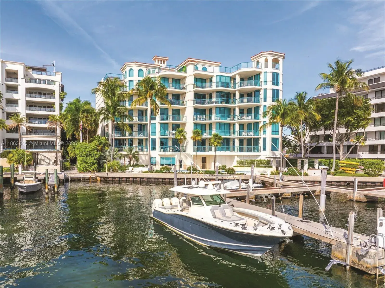 4 bedroom 3 bath Residential Lease for rent at 1660 W Glencoe St # 401, Miami FL 33133
