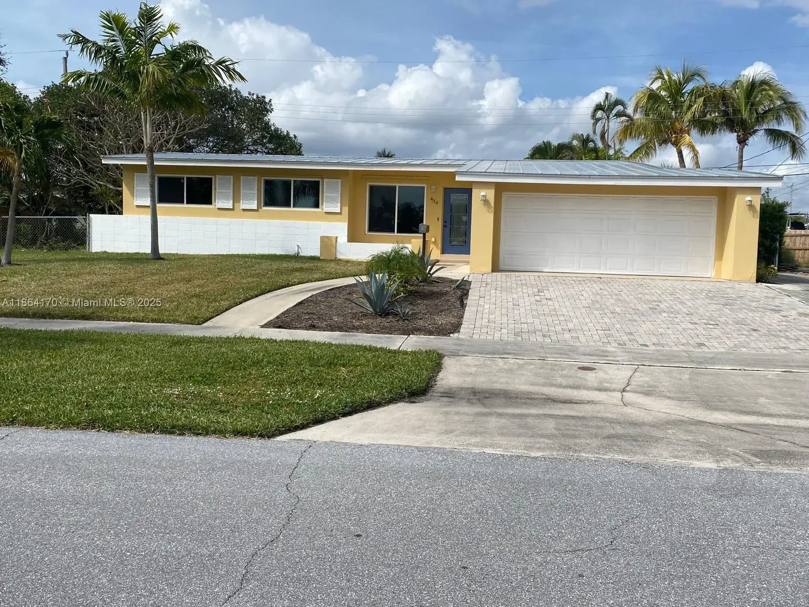 4 bedroom 2 bath Residential for sale at 436 Gull Ct, North Palm Beach FL 33408