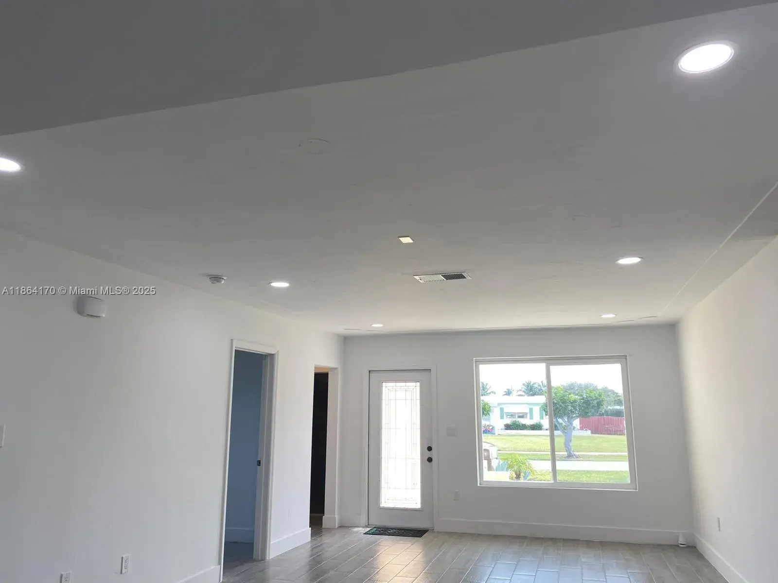 436 Gull Ct, North Palm Beach FL 33408