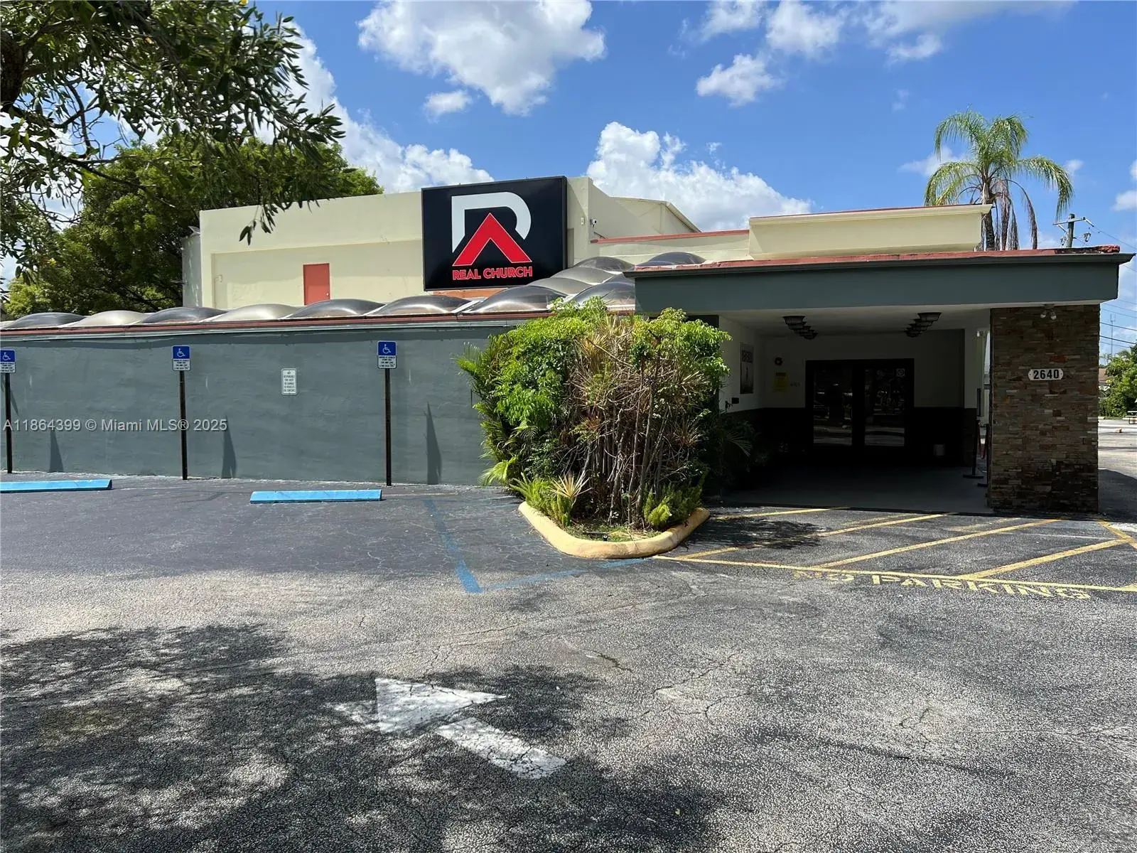 Commercial Sale for sale at 2640 Washington St, Hollywood FL 33020