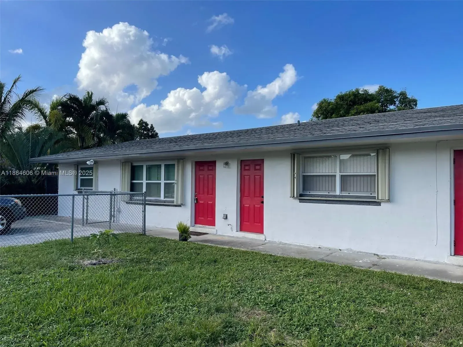 2 bedroom 1 bath Residential Lease for rent at 5803 Garfield St # 5803, Hollywood FL 33021