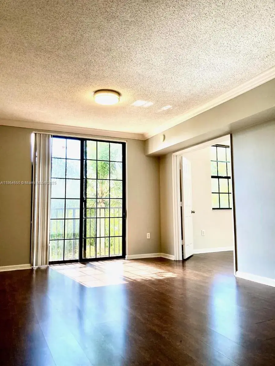 1919 Van Buren St # 321A, Hollywood FL 33020