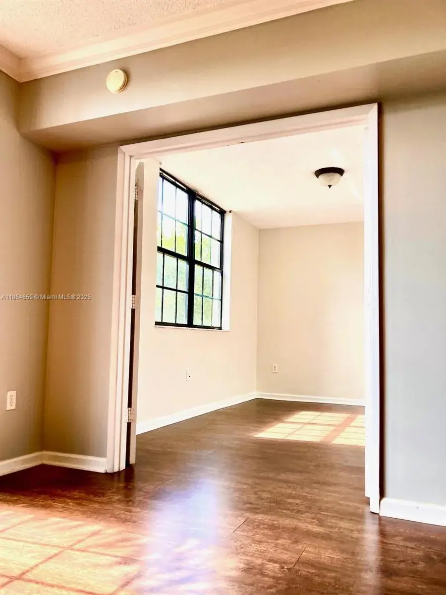1919 Van Buren St # 321A, Hollywood FL 33020