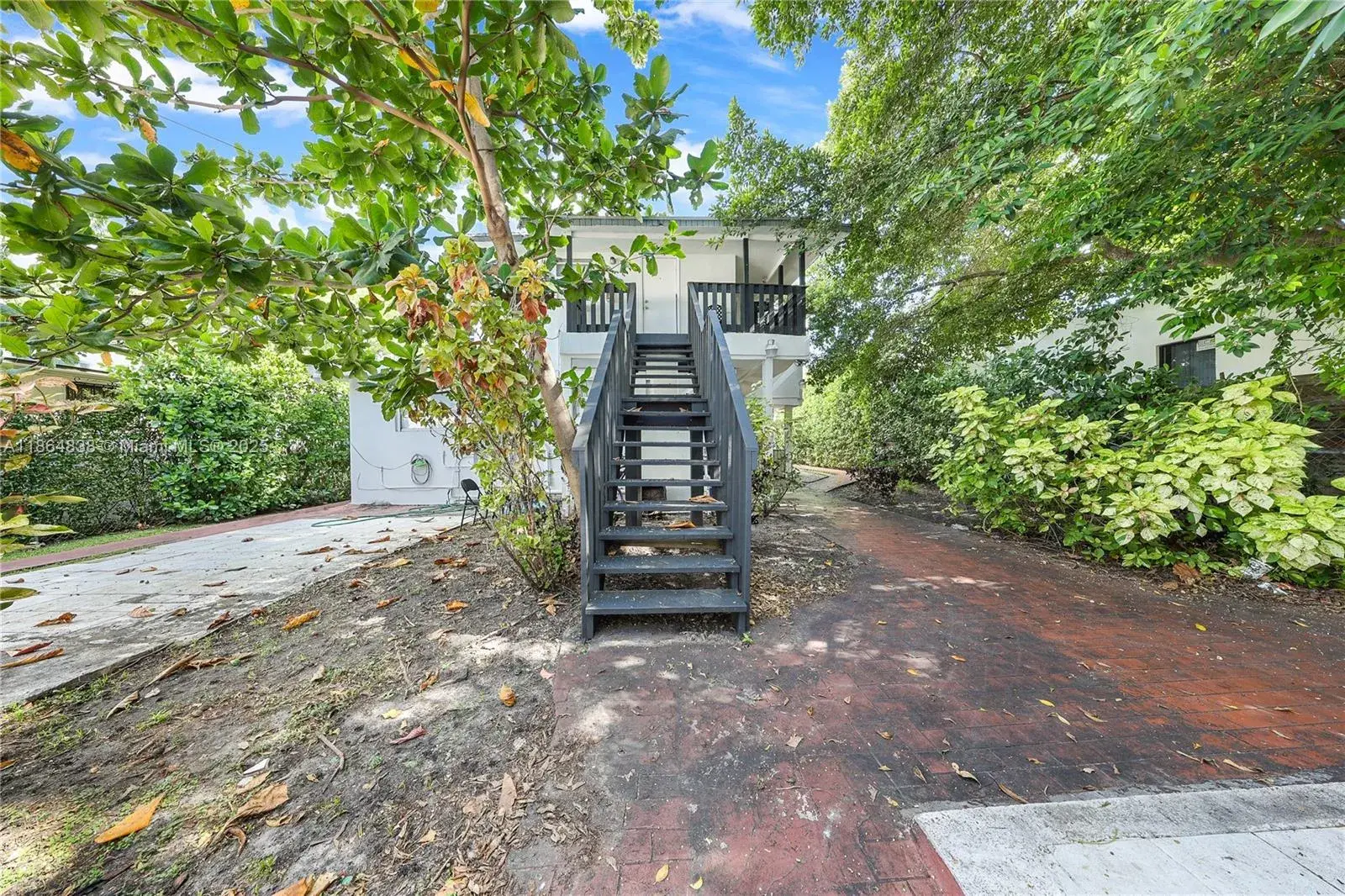 1924 SW 9th St, Miami FL 33135