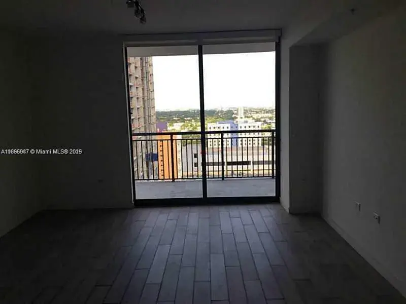 1 bedroom 1 bath Residential for sale at 999 SW 1st Ave # 1809, Miami FL 33130