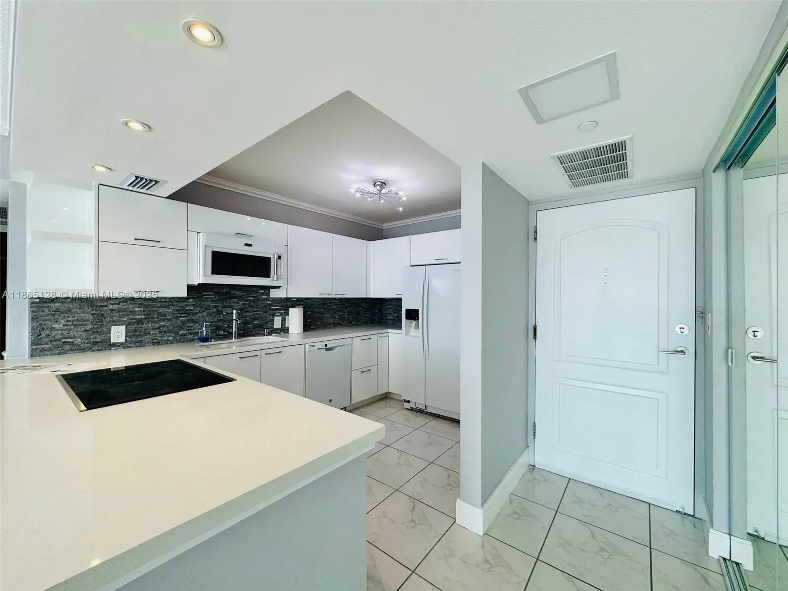 2 bedroom 2 bath Residential for sale at 3625 N Country Club Dr # 2009, Aventura FL 33180
