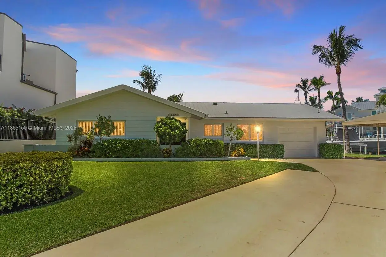 3 bedroom 2 bath Residential for sale at 19125 Waterway Rd, Jupiter FL 33469