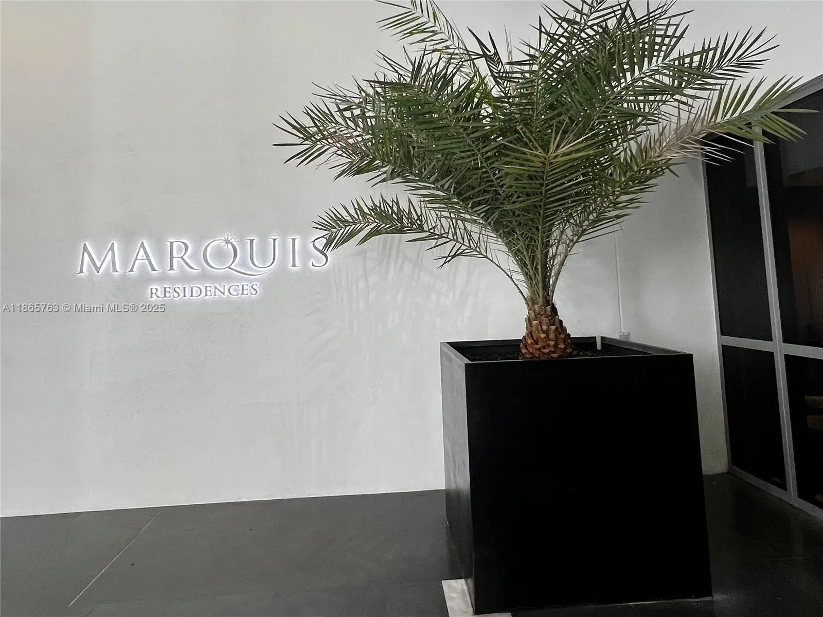 2 bedroom 2 bath Residential for sale at 1100 Biscayne Blvd # 1706, Miami FL 33132