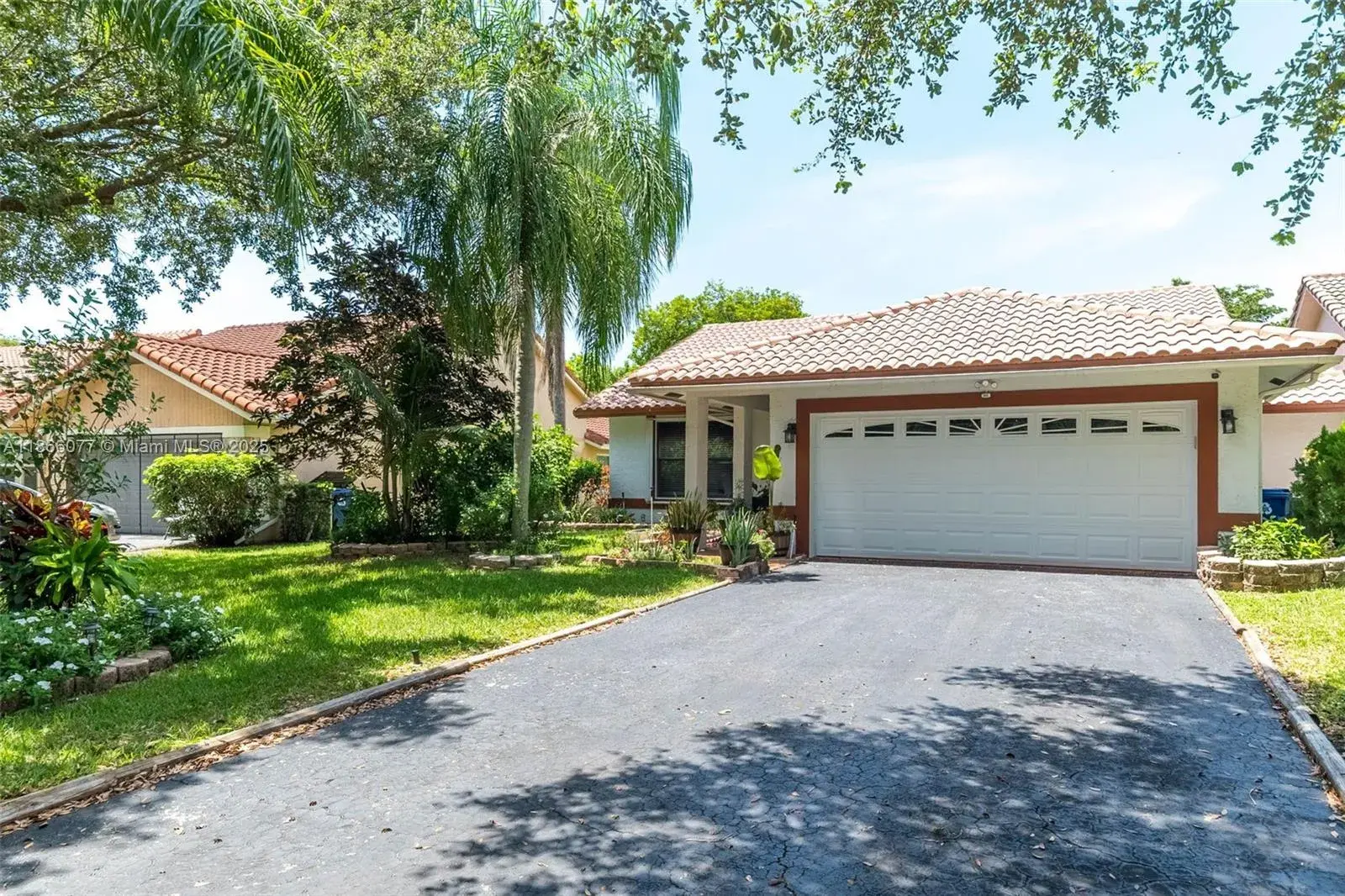 4 bedroom 2 bath Residential for sale at 1760 NW 97th Ave, Coral Springs FL 33071