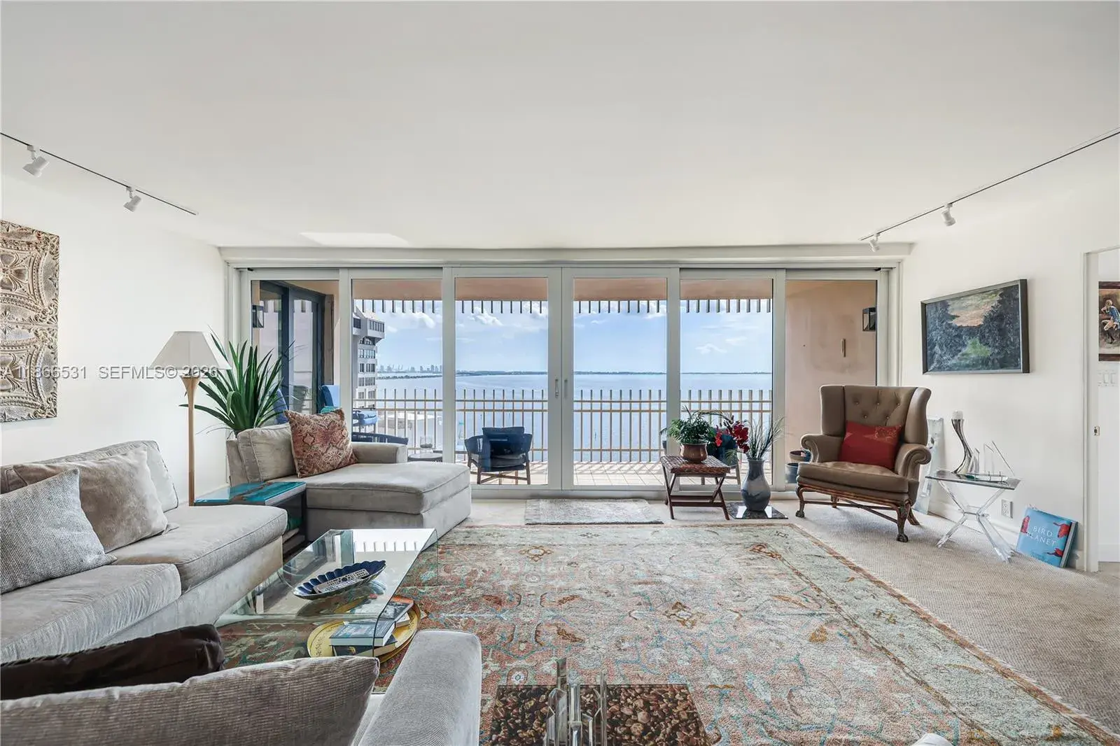 2 bedroom 2 bath Residential for sale at 2 Grove Isle Dr # B1603, Miami FL 33133
