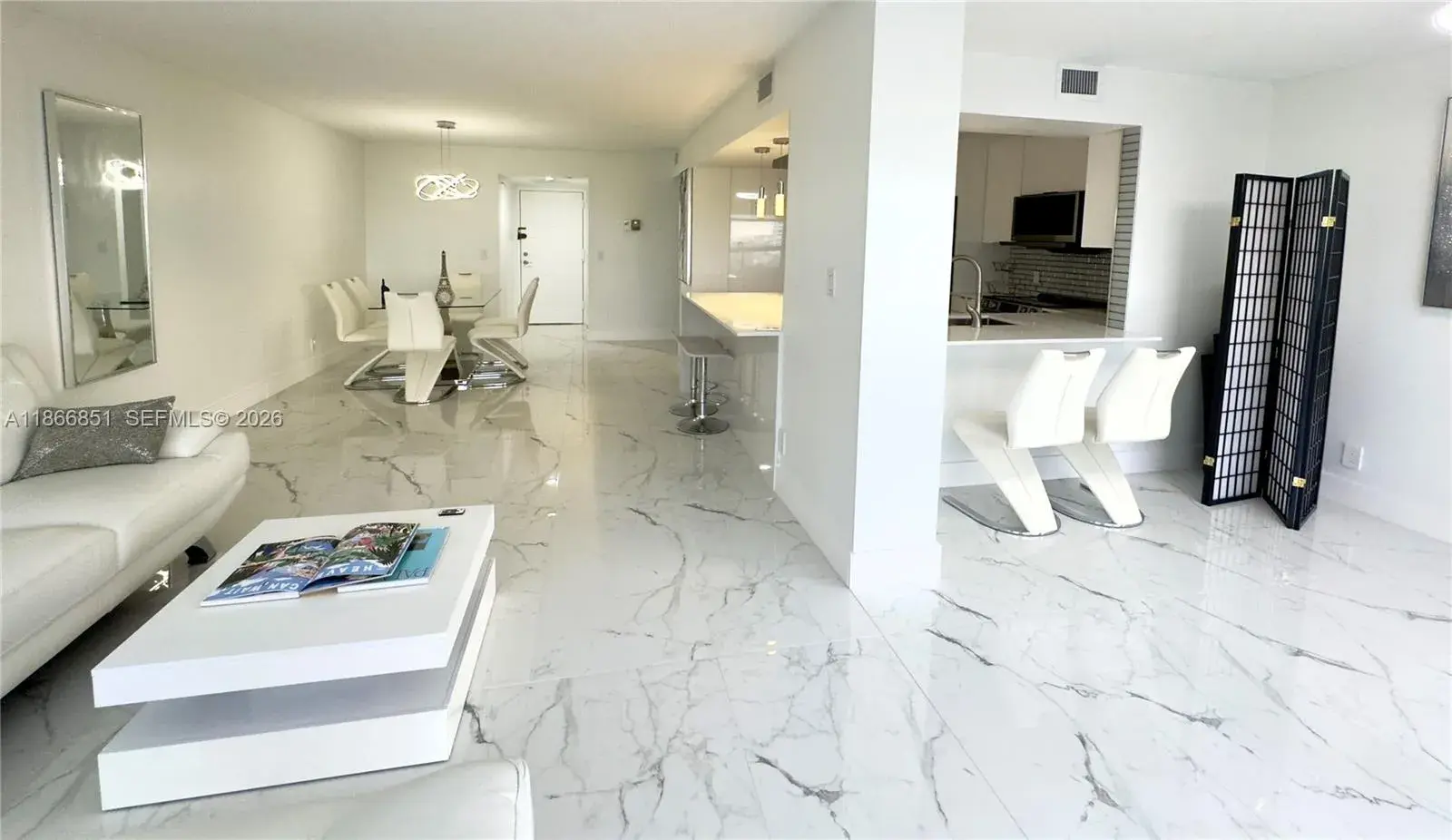 400 Leslie Dr # 725, Hallandale Beach FL 33009