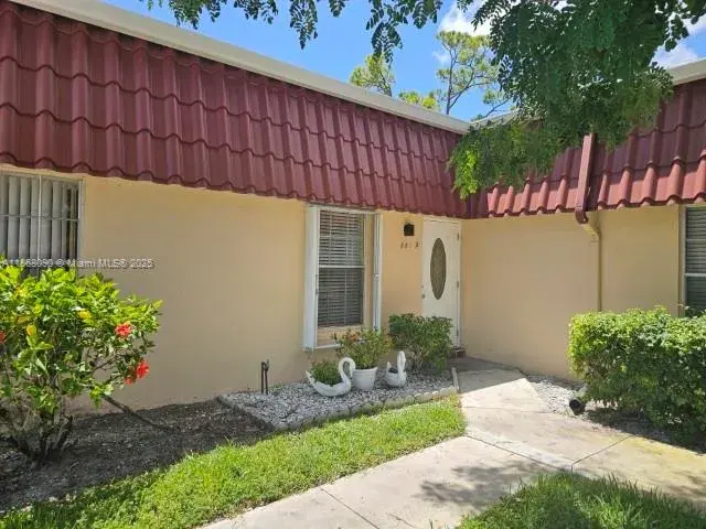 881 Worcester Ln # B, Lake Worth FL 33467
