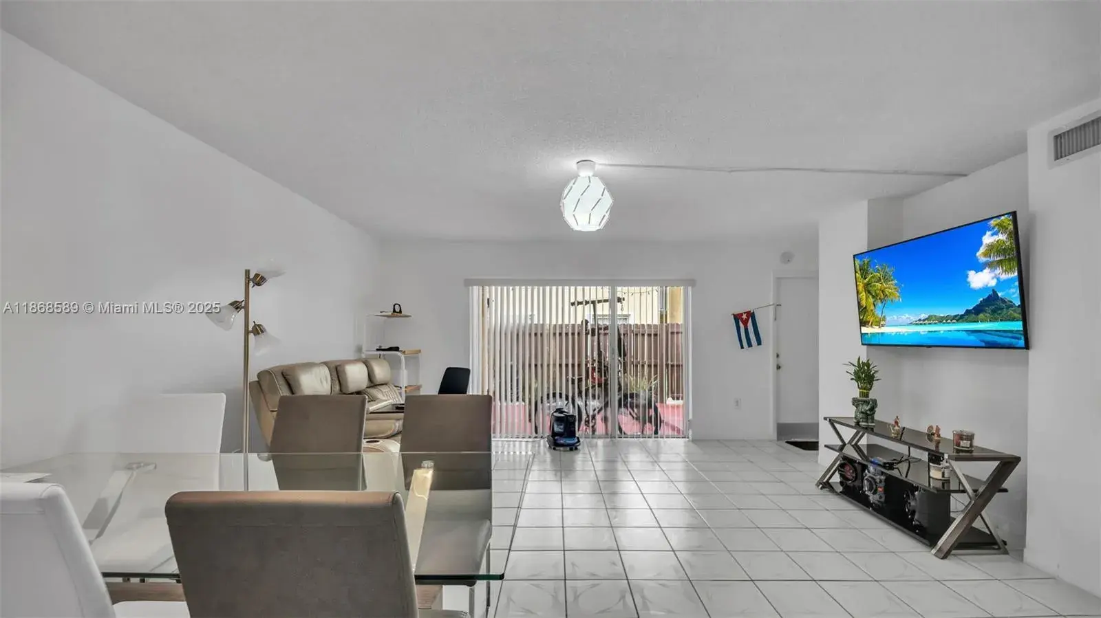 15480 SW 82nd Ln # 218, Miami FL 33193
