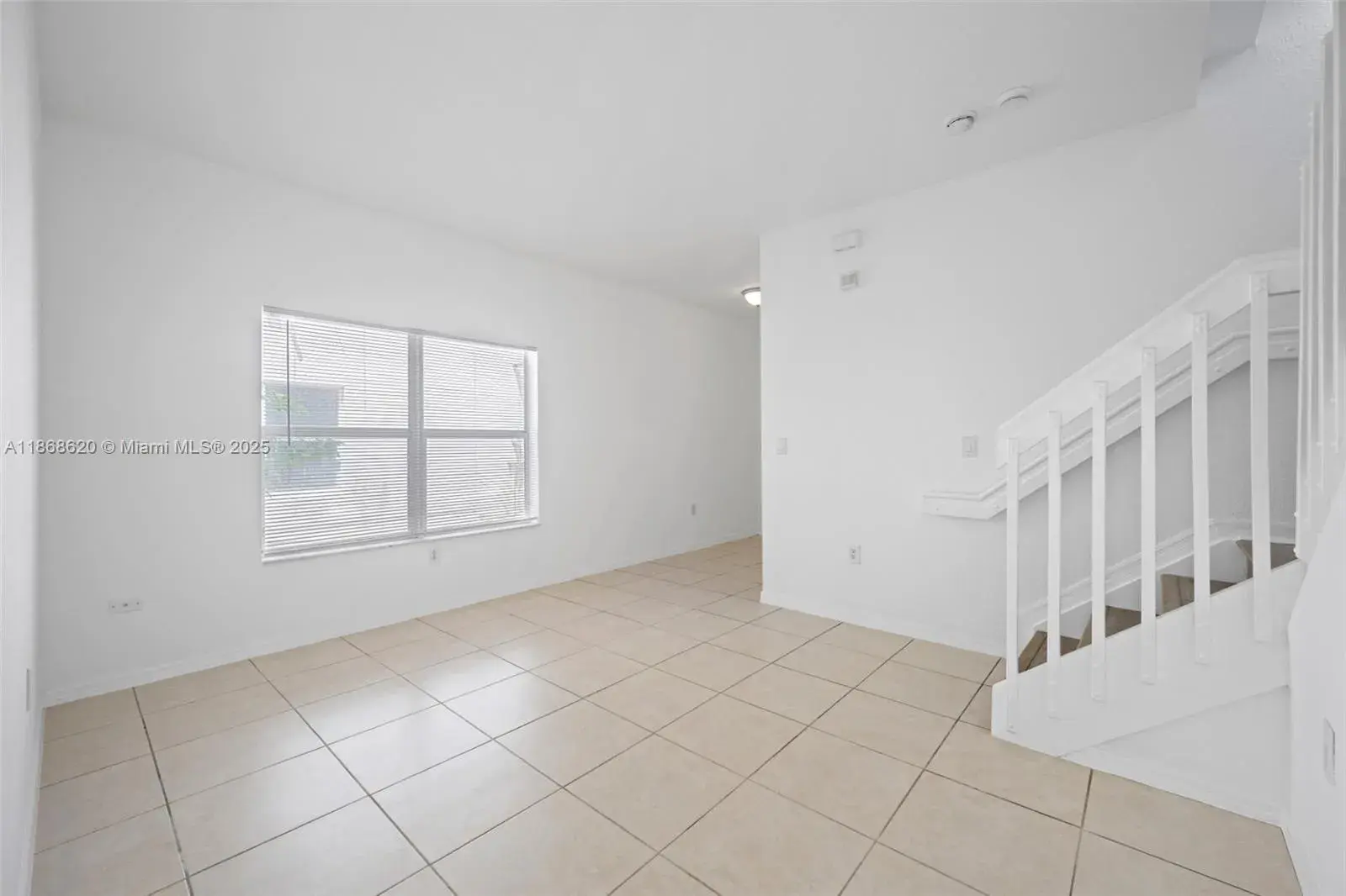 3019 NW 30th Ave, Oakland Park FL 33311